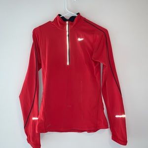Women's Dri-fit Nike half zip top